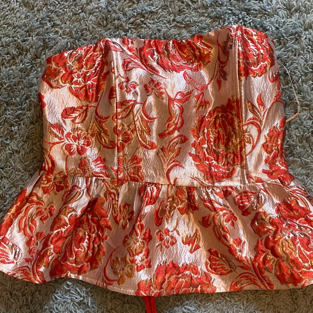 peplum top size L